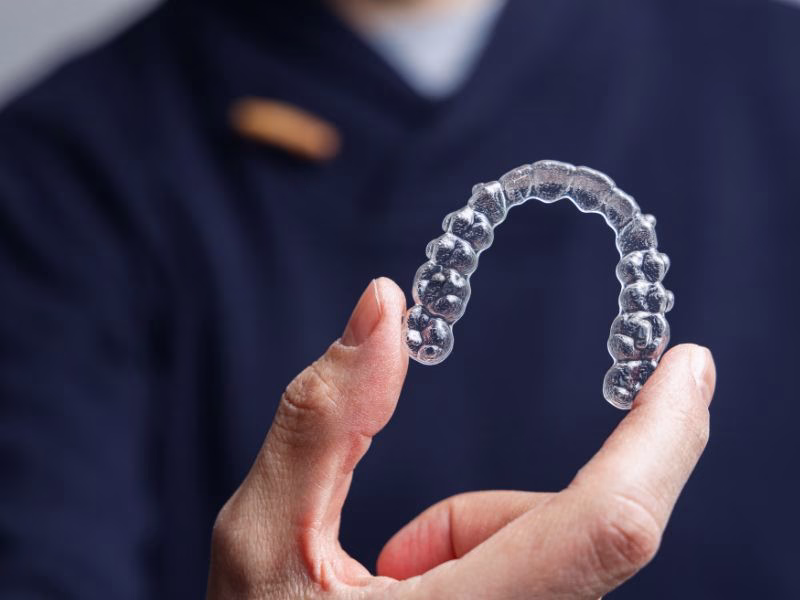 ortodoncia invisible vs